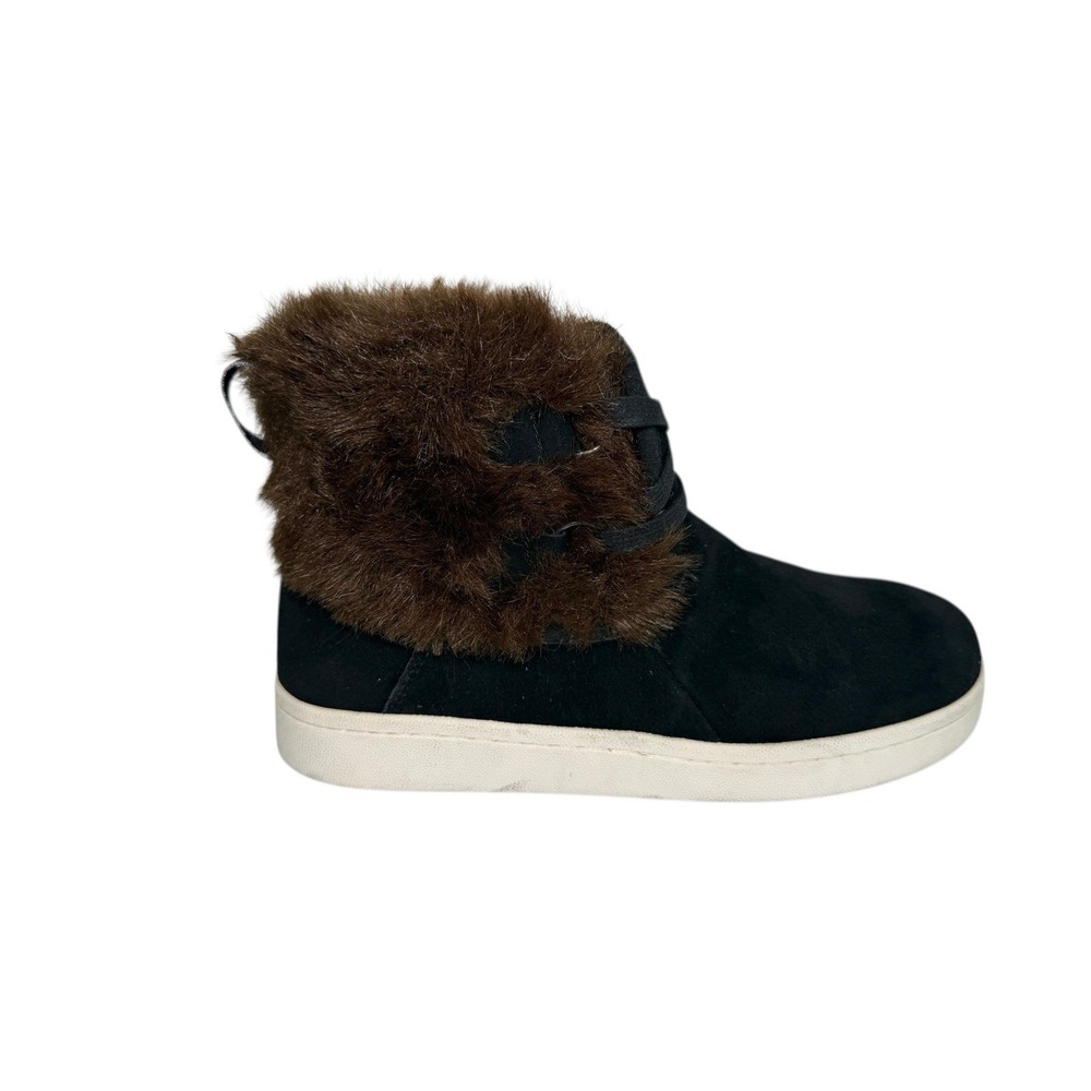 Bearpaw Skyline Bootie Black‎ Suede Women's Size 7 No Box